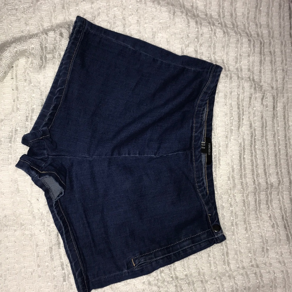 Forever21 shorts size 30